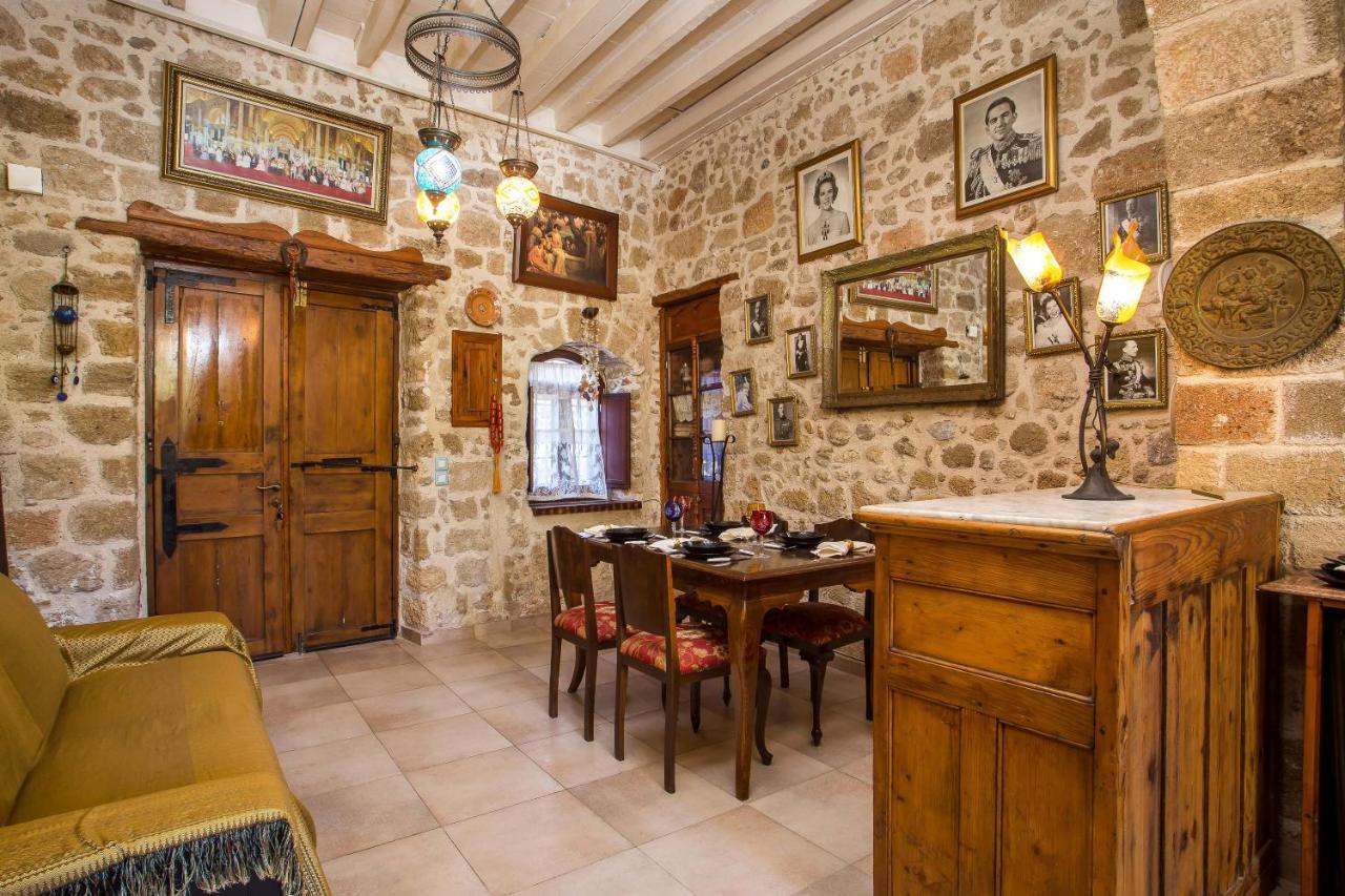 Casa Di Alejandro Villa Rhodes City ภายนอก รูปภาพ